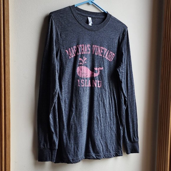 Teemax Gray/Pink Martha's Vineyard Island Whale Long-Sleeve T-Shirt Size Small - Picture 4 of 16